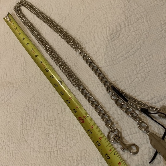 Guess chain silver adjustable belt. - Picture 4 of 6